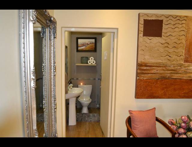 4 BEDROOM HOUSE FOR SALE IN SONNEVELD